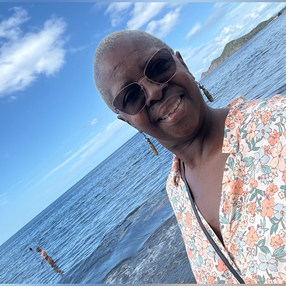 The tray is loaded🎁
Un/Listed Items!
Shop till You Drop! - Picture 5 of 14